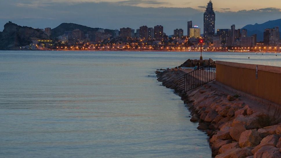 El Covid-19 deja una debacle turística en Benidorm