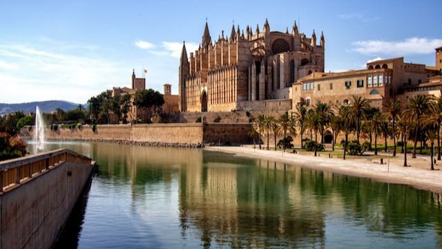 Descubre Palma de Mallorca qué ver, qué hacer y cómo llegar