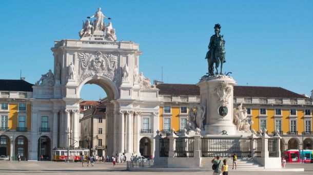 Viajar a Portugal: Una ruta por Lisboa para no perderte nada de su historia