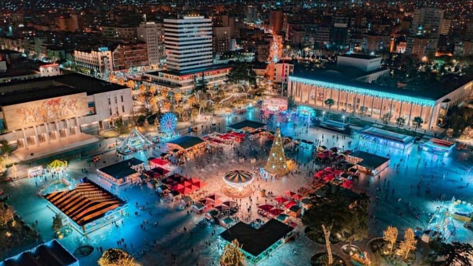 Prepárate para un viaje inolvidable: Descubre la vibrante Tirana, capital de Albania