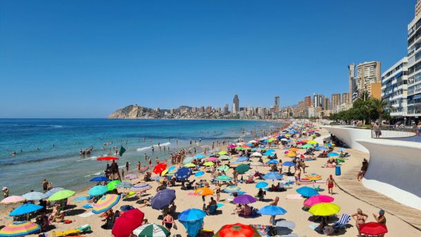 Lloret de Mar, Benidorm y La Pineda encabezan las escapadas en agosto