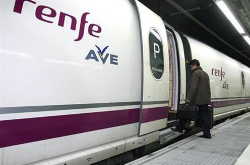 Abonos gratuitos de Renfe y autobús disponibles desde abril