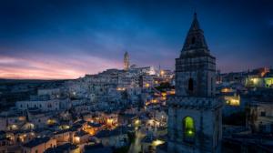 Descubre la magia de Matera: La ciudad de las cuevas que cautiva el alma