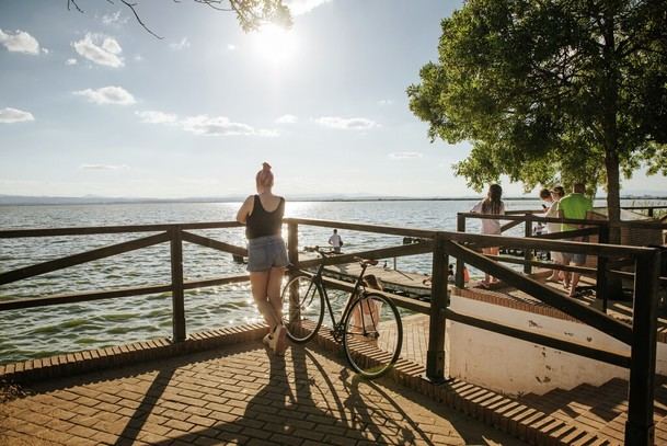 Explora l'Albufera de València en bicicleta