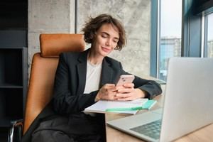 Las agencias de viajes se reinventan ante la digitalización y nuevas demandas de los viajeros