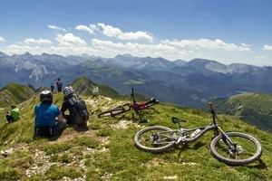 EnjoyPyr lanza 12 rutas turísticas por los Pirineos