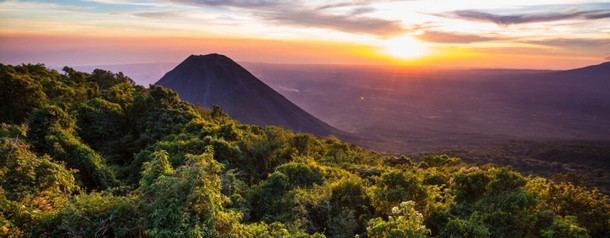 Travelplan presenta El Salvador como un nuevo destino turístico para españoles